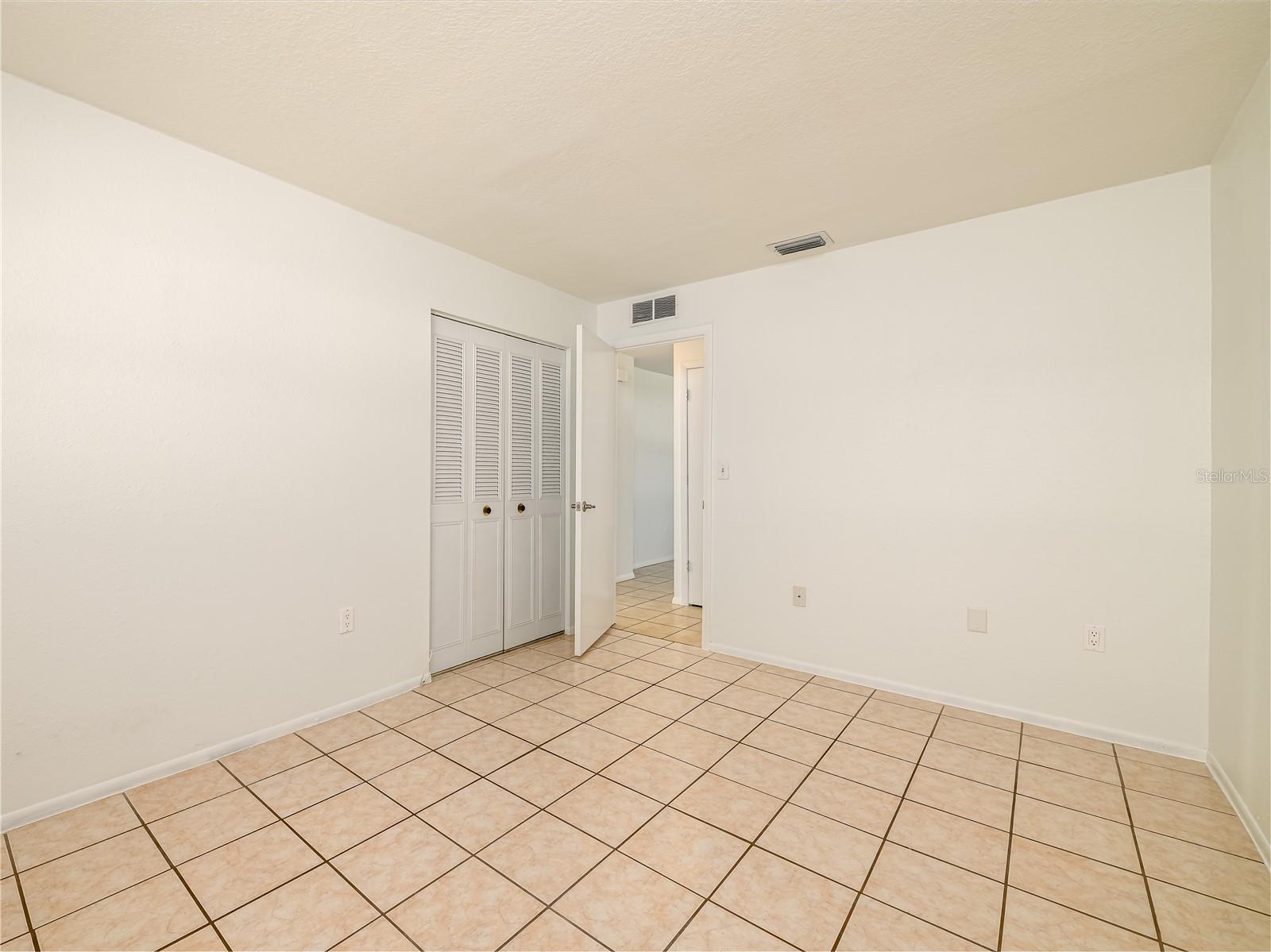 11422 WHEELING DR, TAMPA, FL, 33625