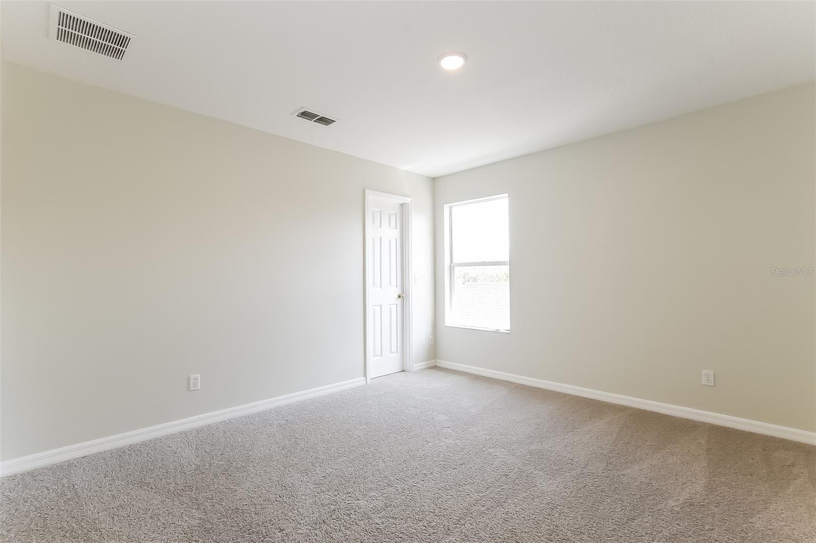 2560 BULLION LOOP, SANFORD, FL, 32771