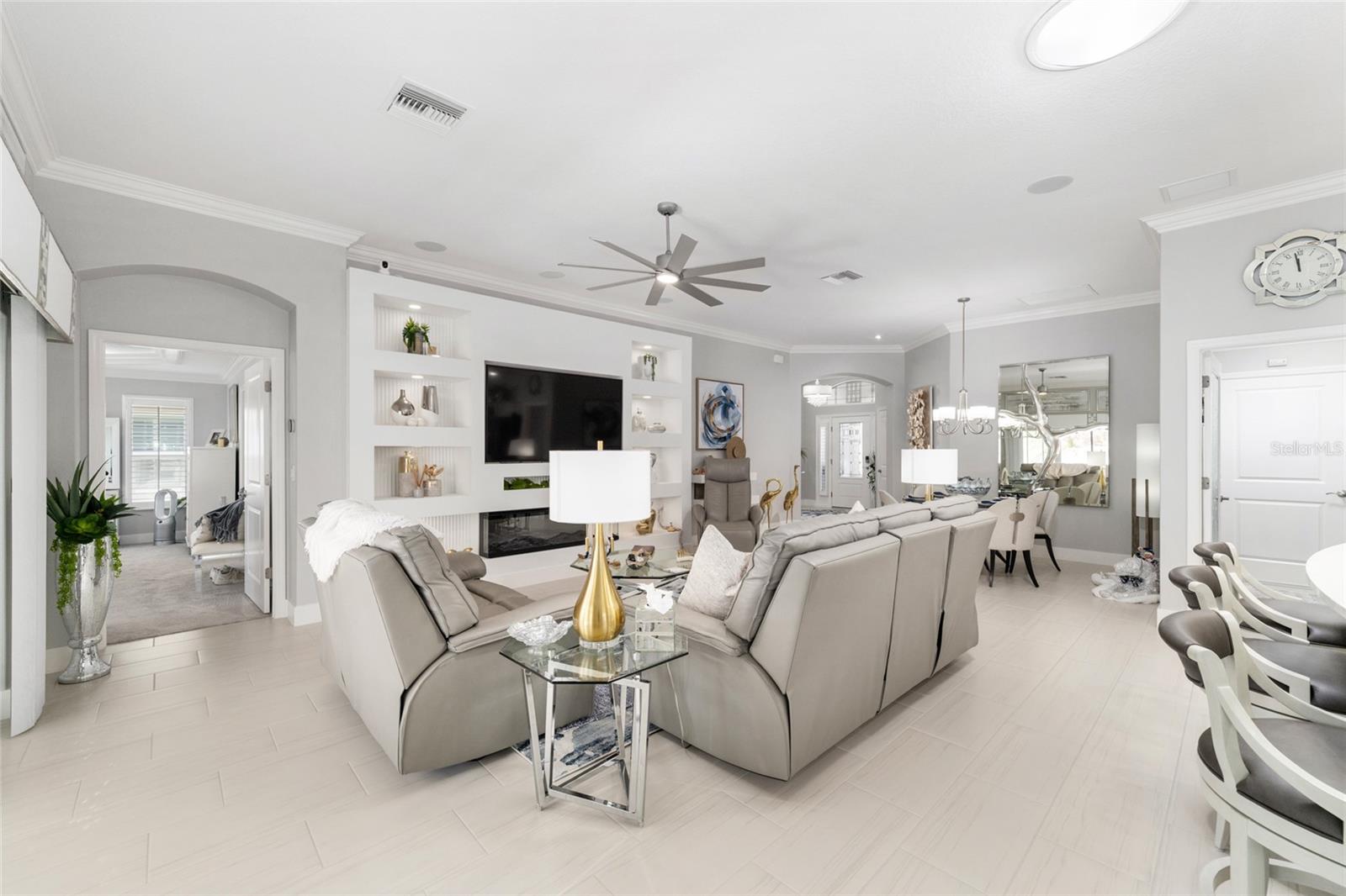 5681 HENRY LOOP, THE VILLAGES, FL, 32163