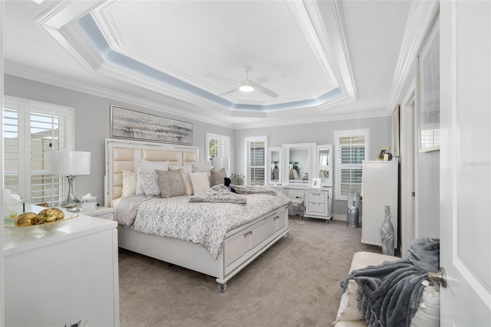 5681 HENRY LOOP, THE VILLAGES, FL, 32163