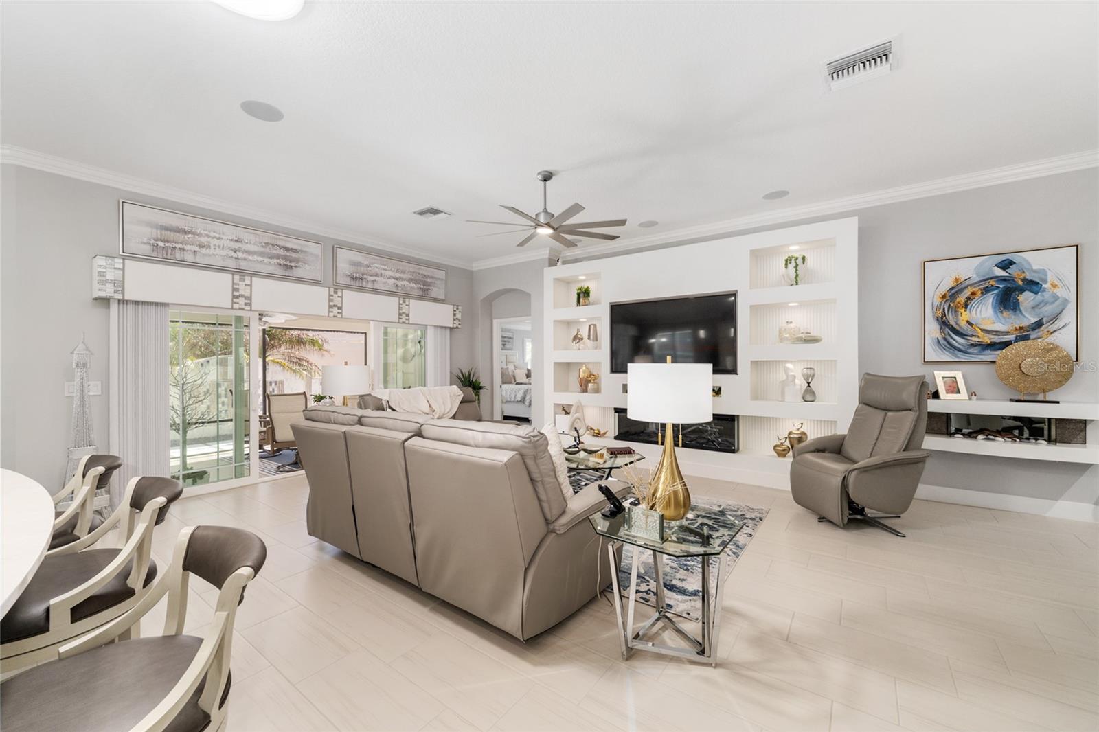 5681 HENRY LOOP, THE VILLAGES, FL, 32163