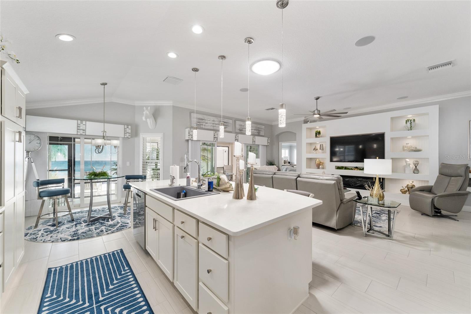 5681 HENRY LOOP, THE VILLAGES, FL, 32163