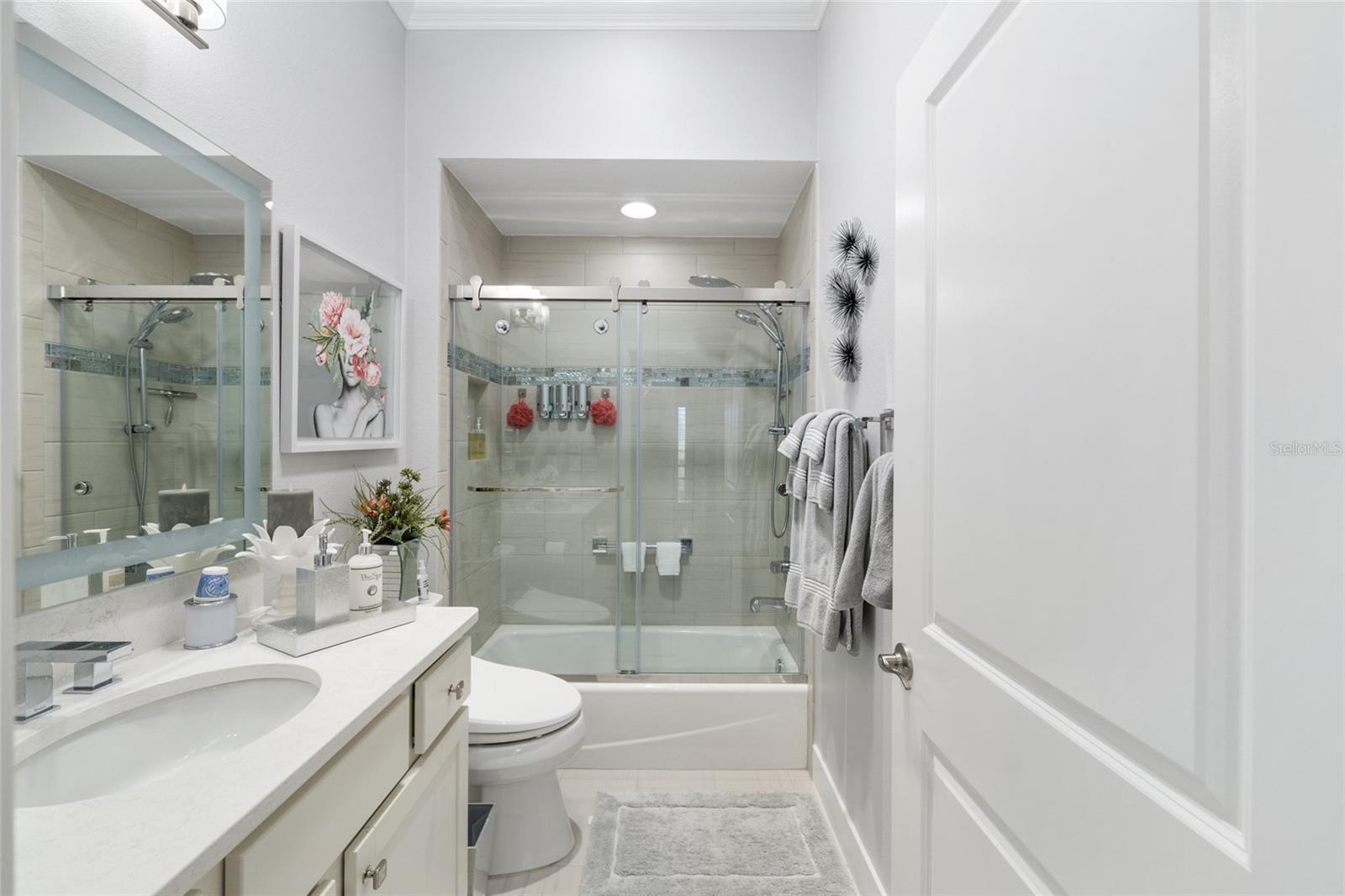 5681 HENRY LOOP, THE VILLAGES, FL, 32163