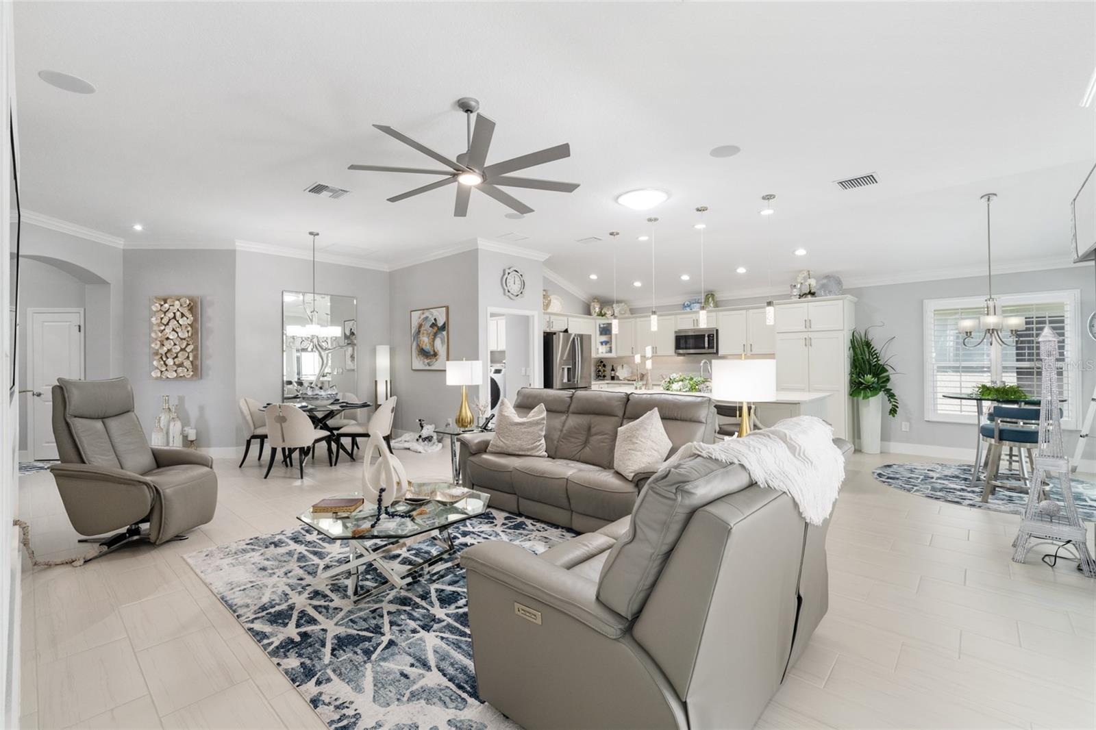 5681 HENRY LOOP, THE VILLAGES, FL, 32163