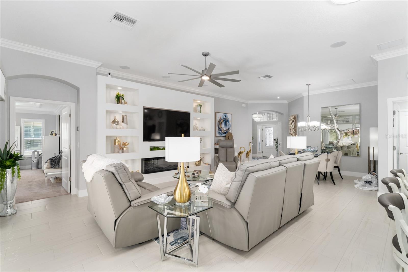 5681 HENRY LOOP, THE VILLAGES, FL, 32163