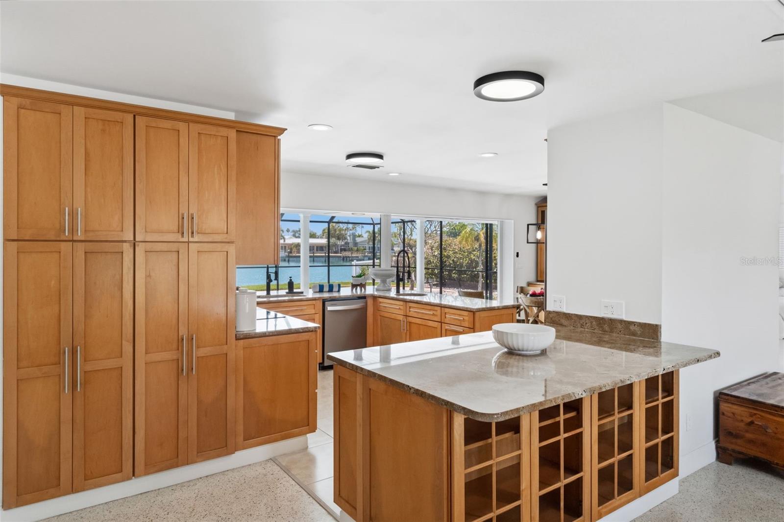 11900 7TH ST E, TREASURE ISLAND, FL, 33706