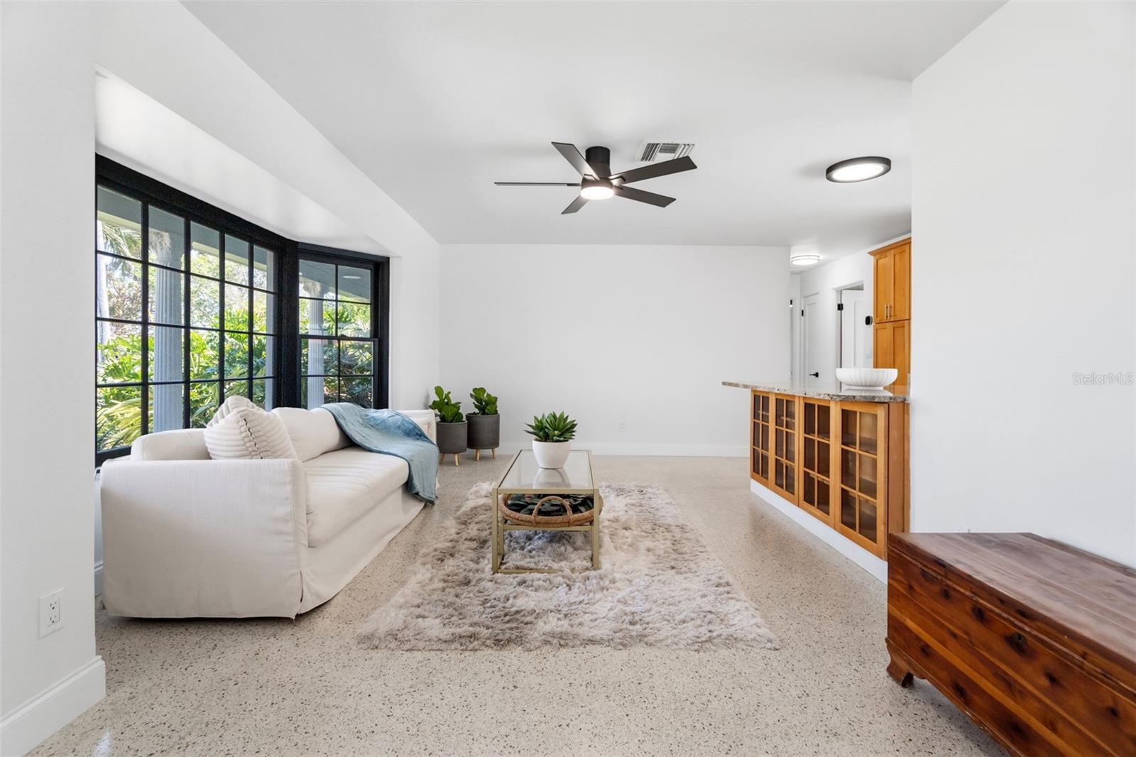 11900 7TH ST E, TREASURE ISLAND, FL, 33706