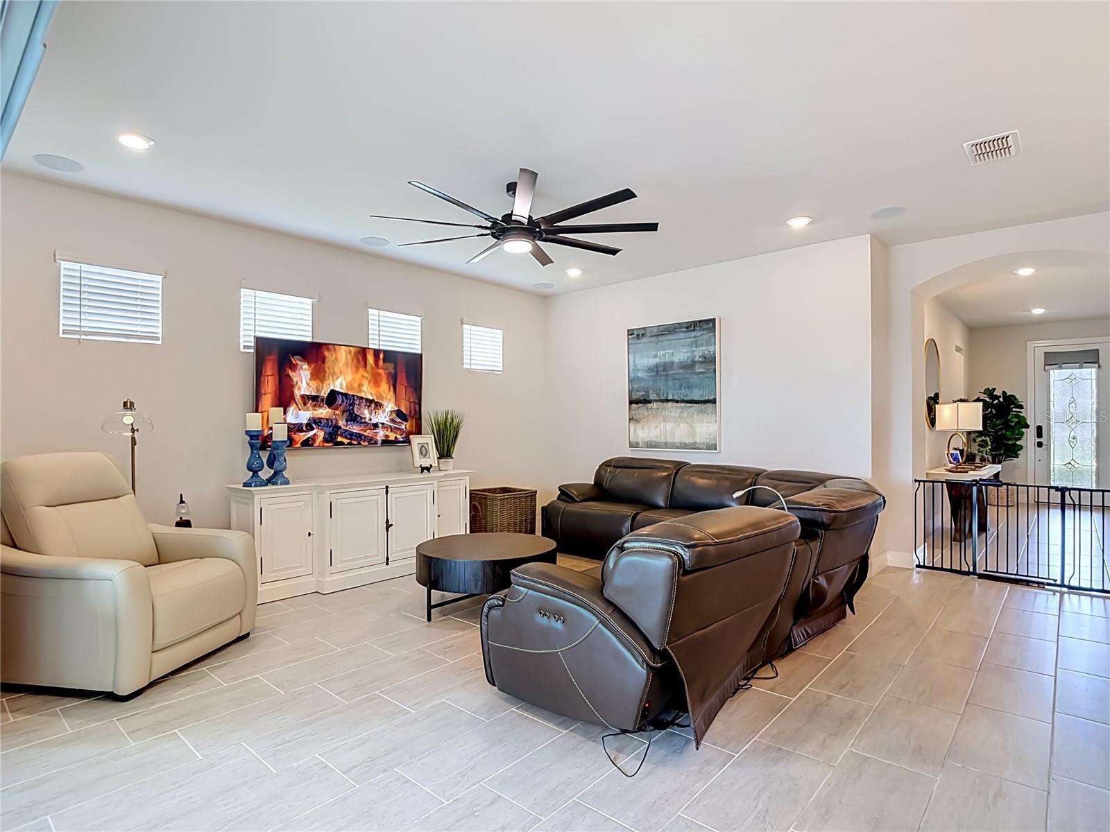 7508 POOL COMPASS LOOP, WESLEY CHAPEL, FL, 33545
