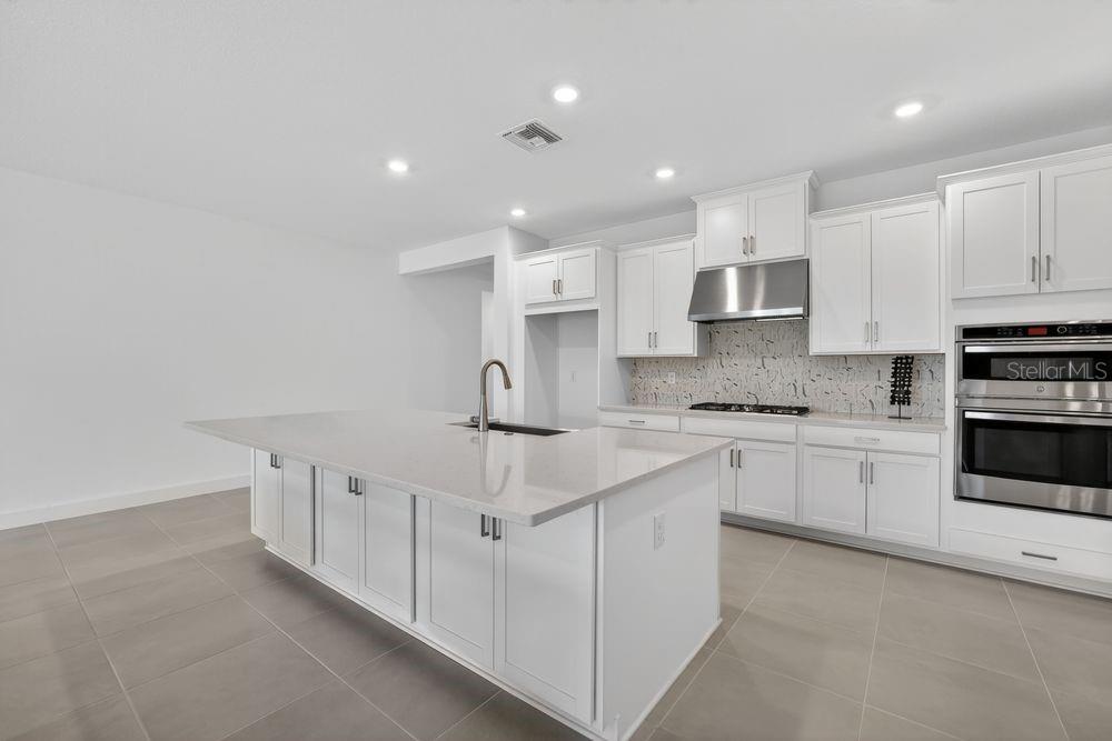 35090 EMBERVIEW DR, ZEPHYRHILLS, FL, 33541