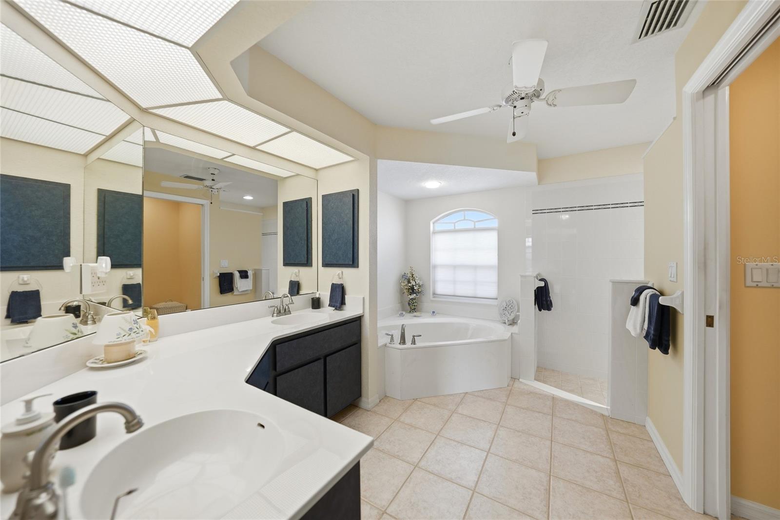 1122 MINEO DR, PUNTA GORDA, FL, 33950