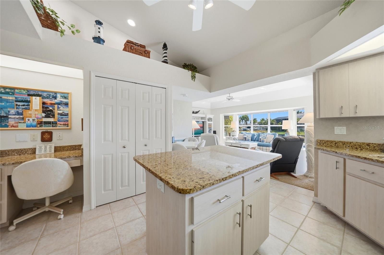 1122 MINEO DR, PUNTA GORDA, FL, 33950