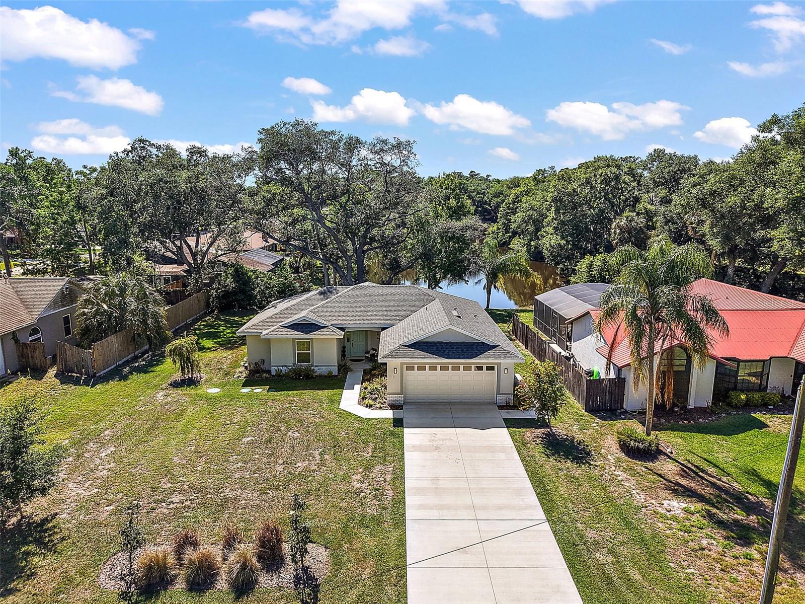 335 VINCENT DR, MOUNT DORA, FL, 32757