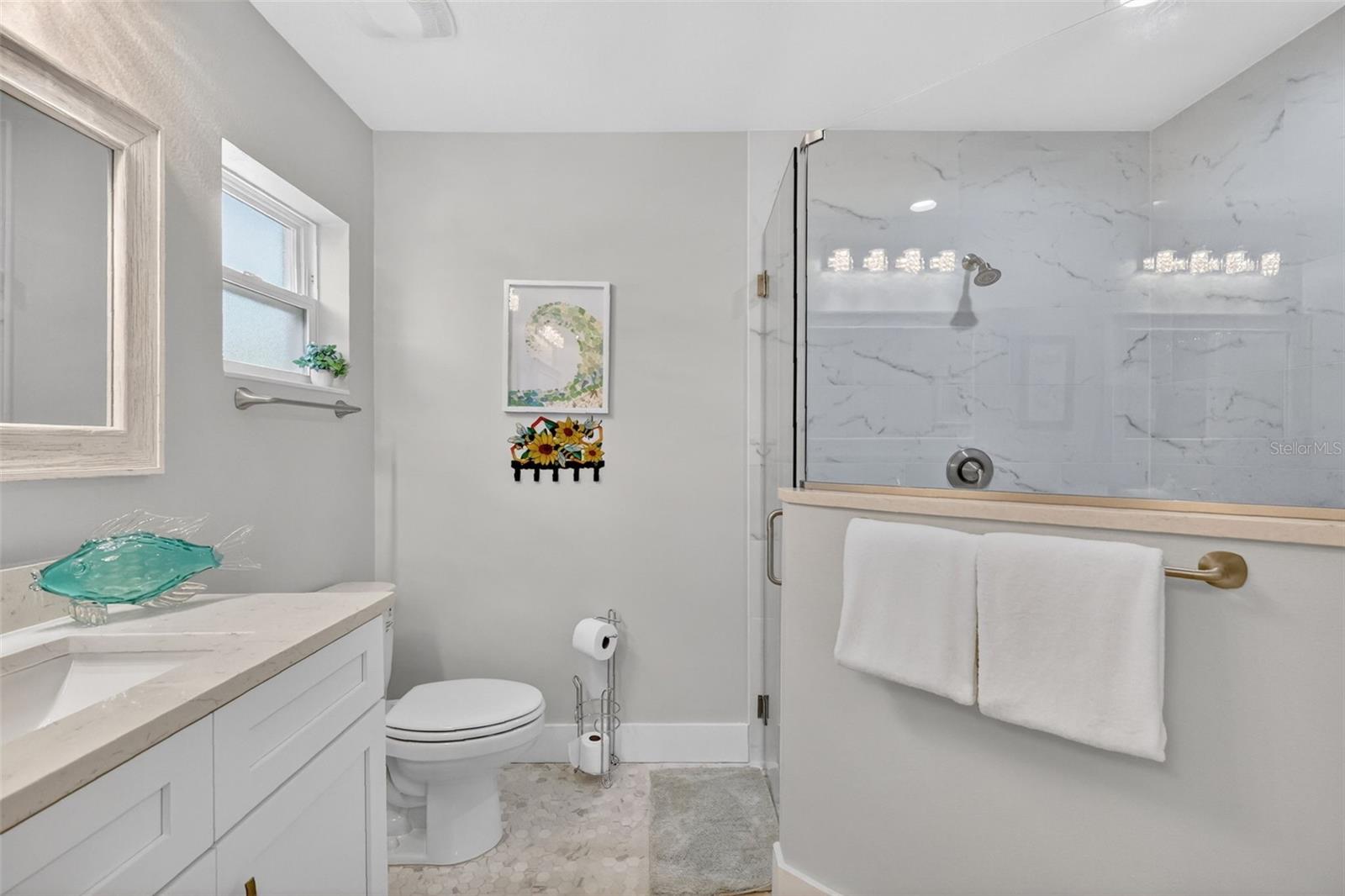 335 VINCENT DR, MOUNT DORA, FL, 32757