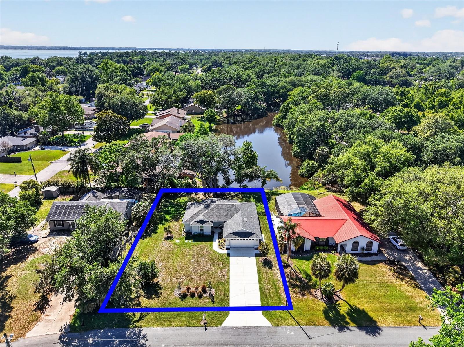 335 VINCENT DR, MOUNT DORA, FL, 32757