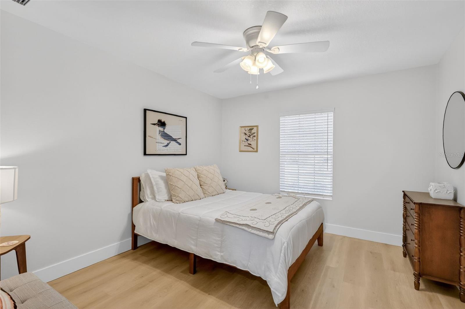 335 VINCENT DR, MOUNT DORA, FL, 32757