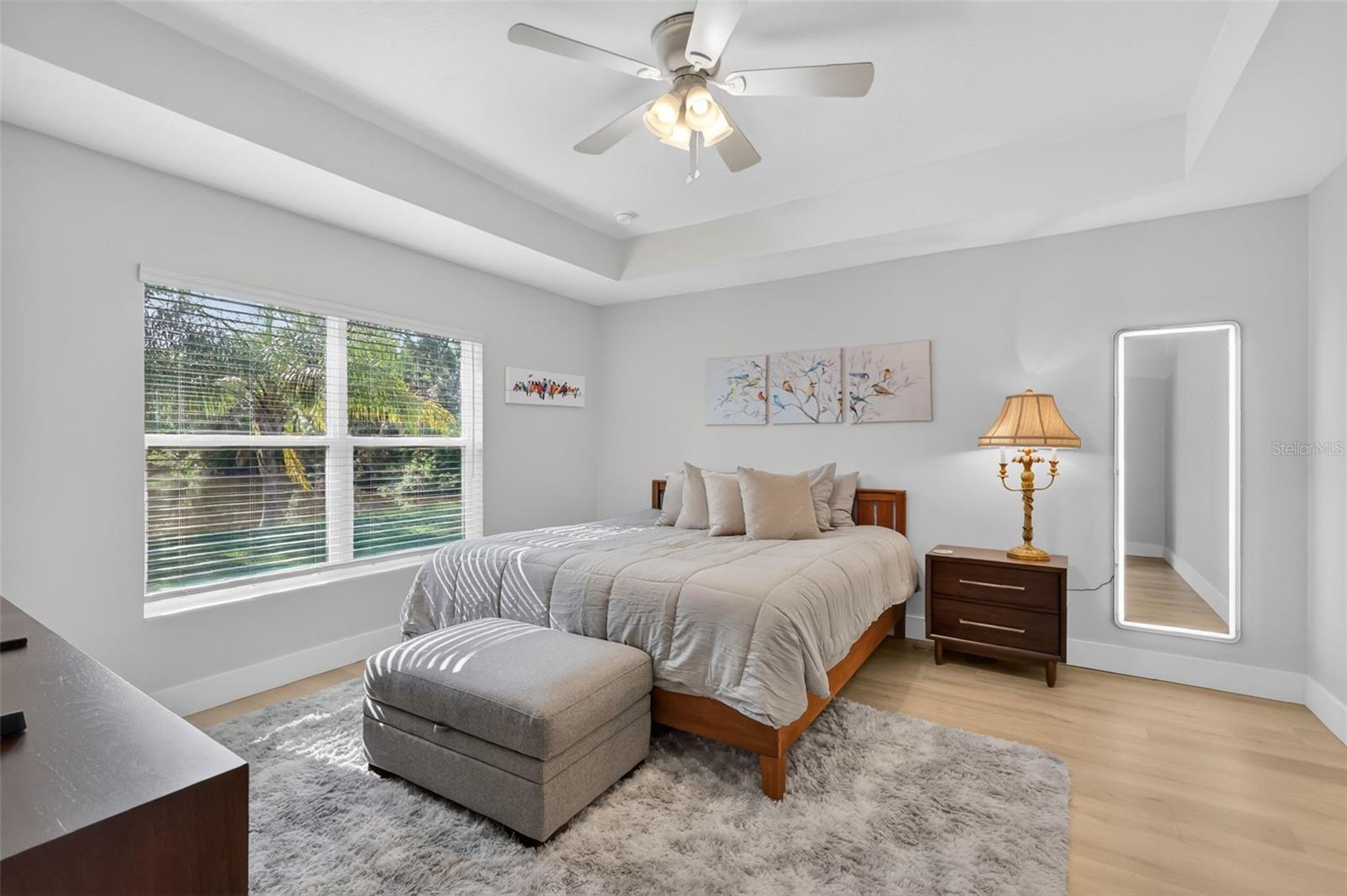 335 VINCENT DR, MOUNT DORA, FL, 32757