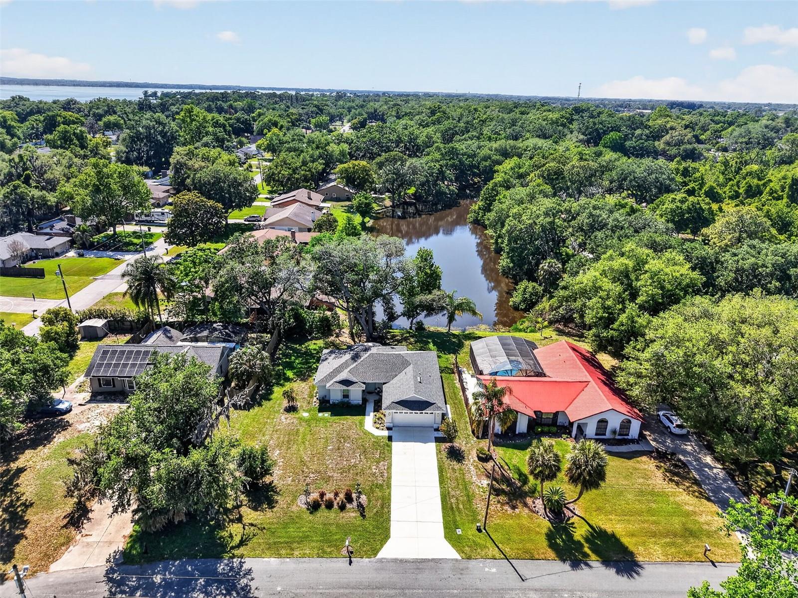 335 VINCENT DR, MOUNT DORA, FL, 32757