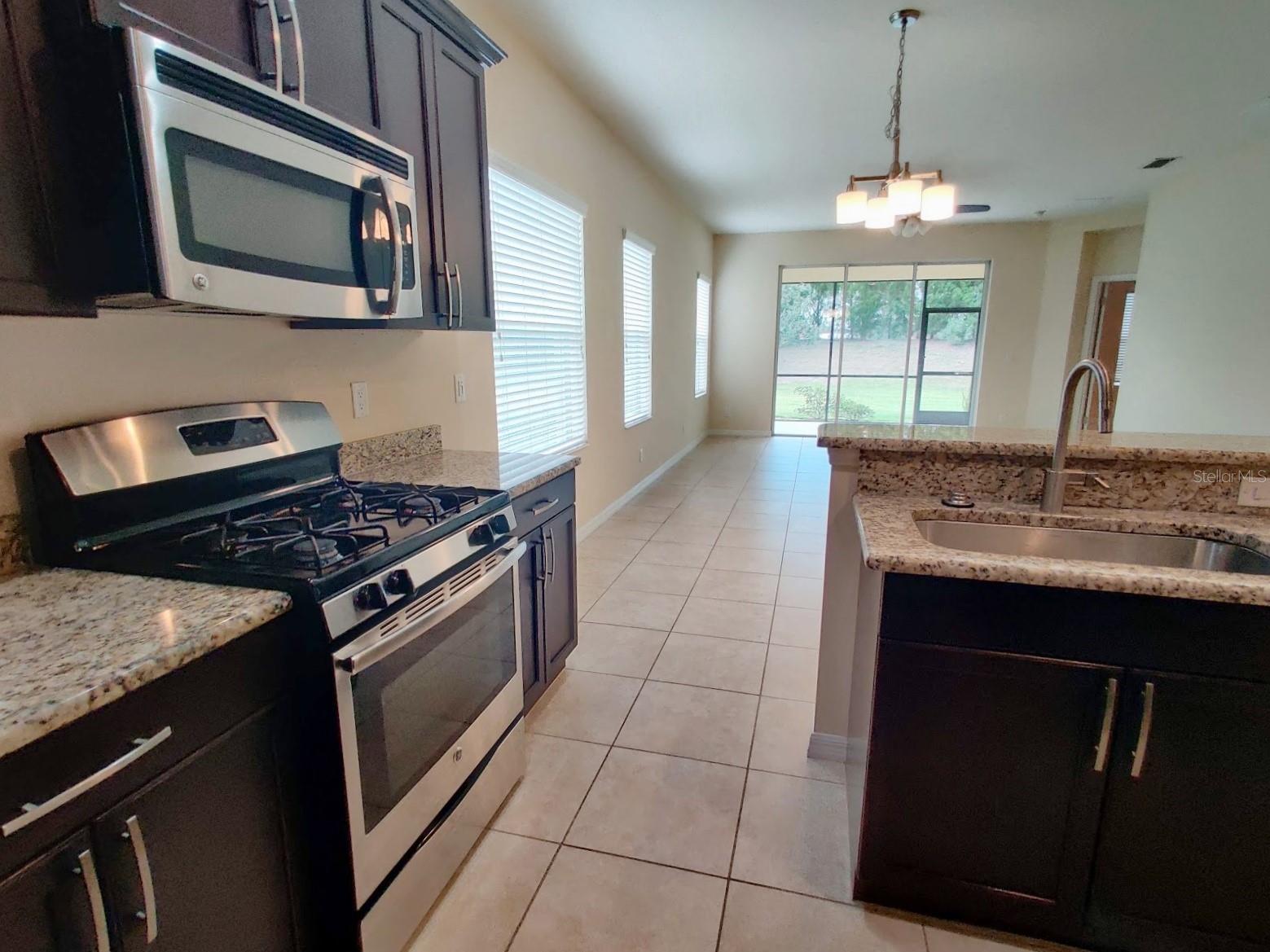 12256 LONGVIEW LAKE CIR, BRADENTON, FL, 34211