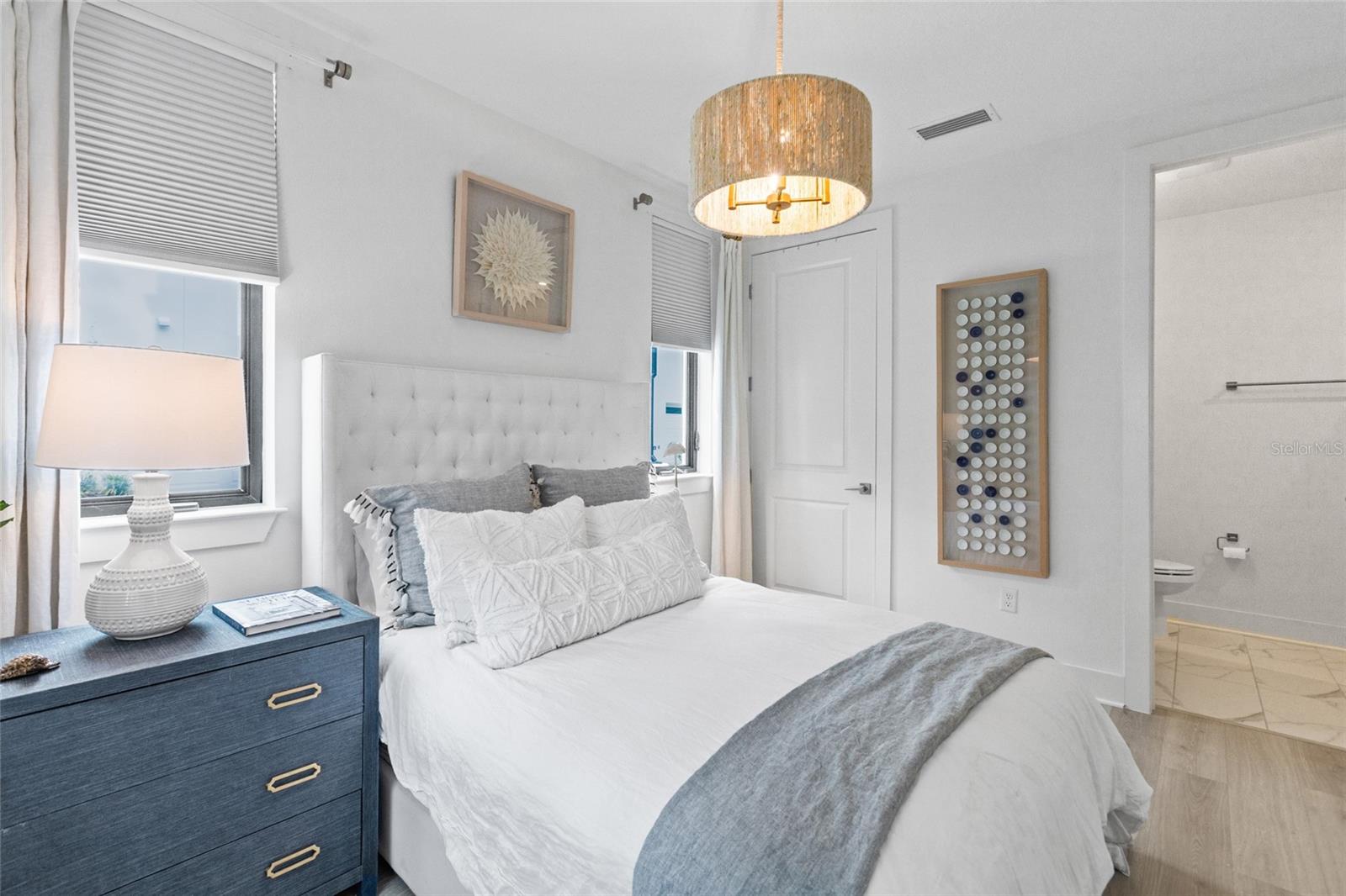 218 PARK LAKE ST #8, ORLANDO, FL, 32803