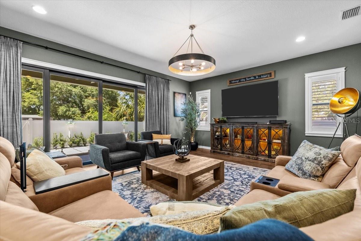 3804 N DARWIN AVE, TAMPA, FL, 33603