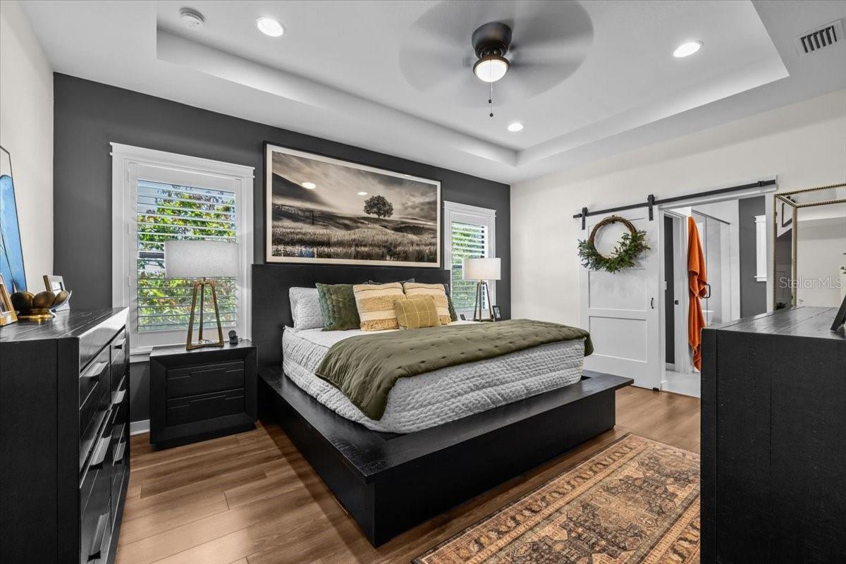 3804 N DARWIN AVE, TAMPA, FL, 33603