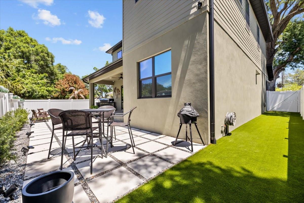 3804 N DARWIN AVE, TAMPA, FL, 33603