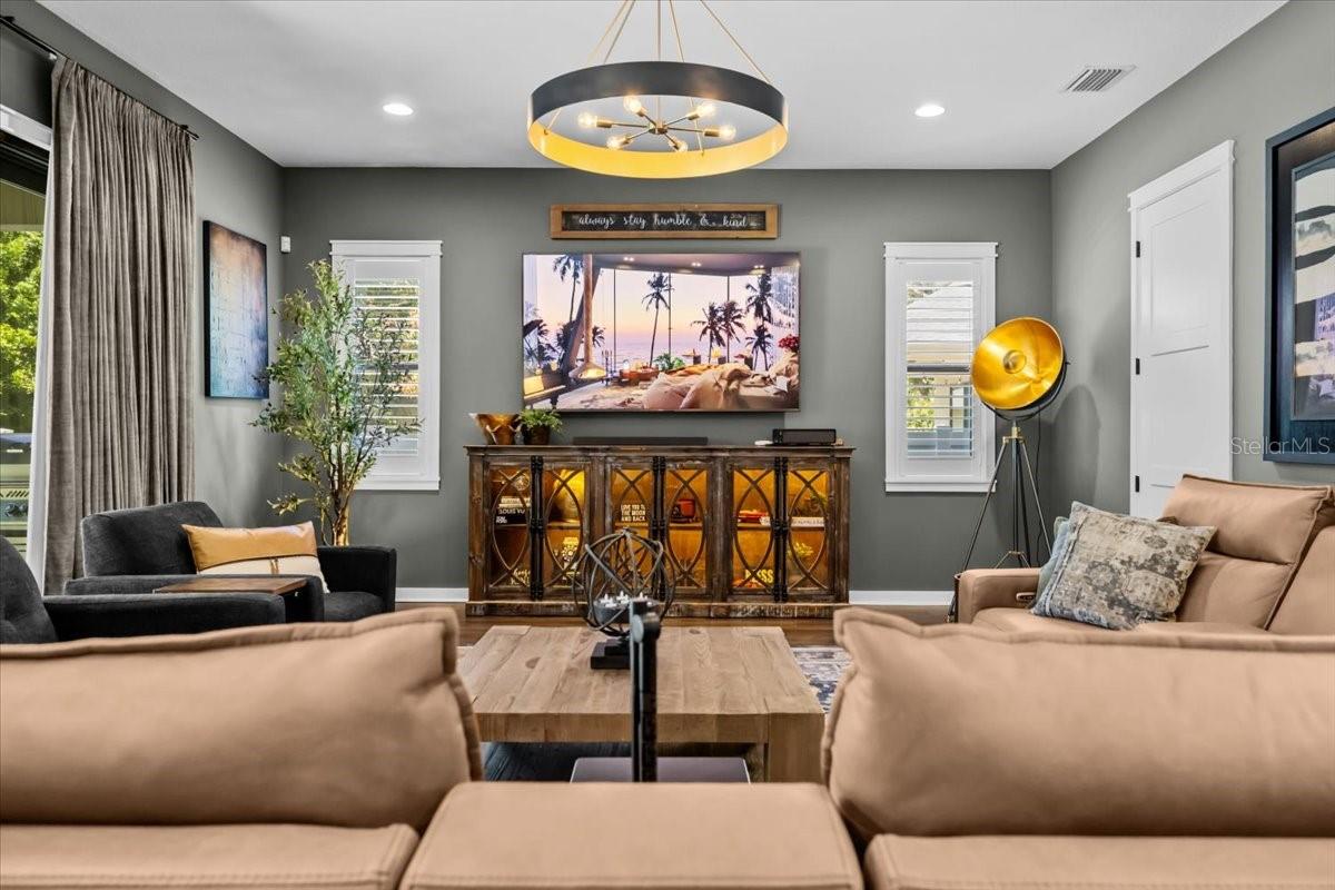 3804 N DARWIN AVE, TAMPA, FL, 33603