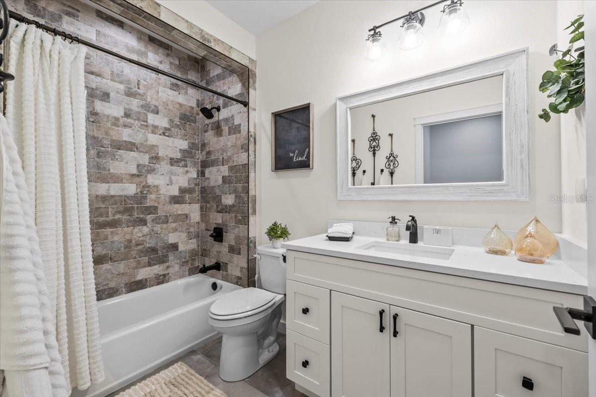 3804 N DARWIN AVE, TAMPA, FL, 33603