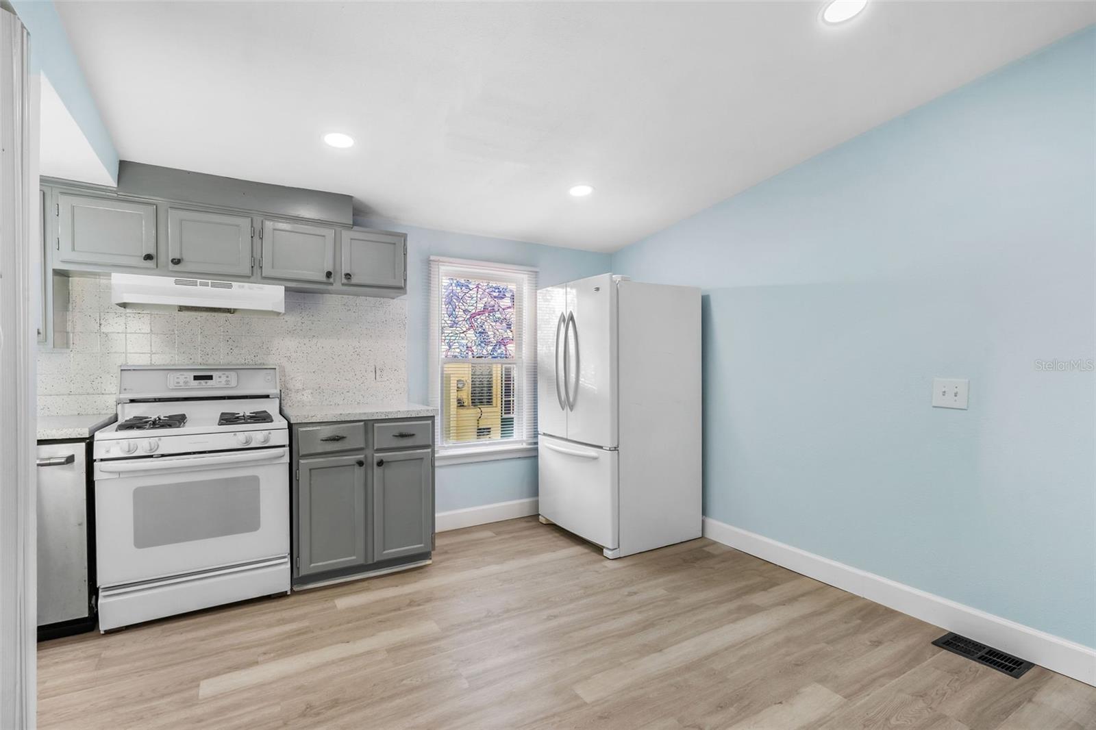 412 PLEASANT ST, CLEARWATER, FL, 33755