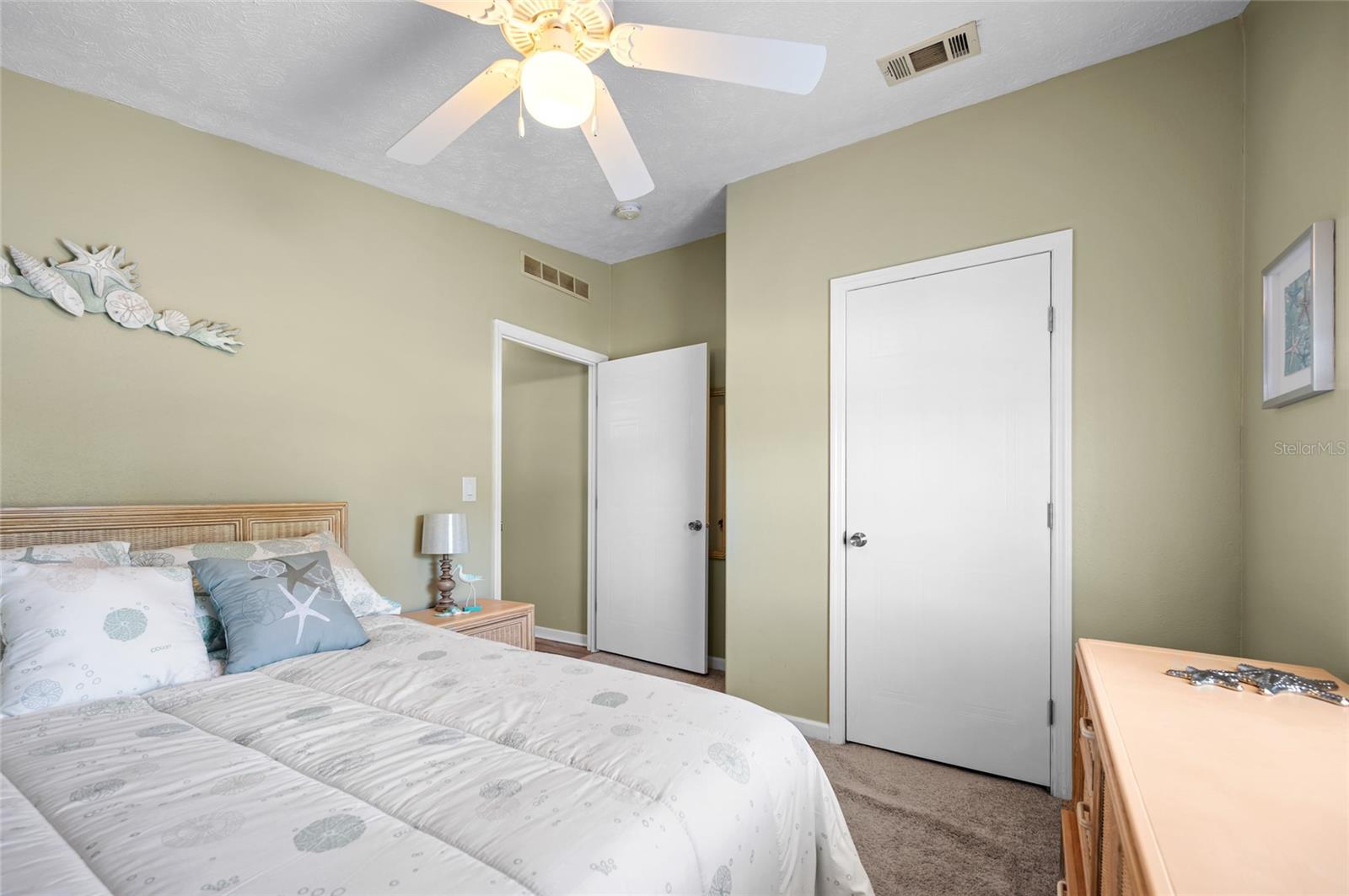 9086 PINEHAVEN WAY, ENGLEWOOD, FL, 34224