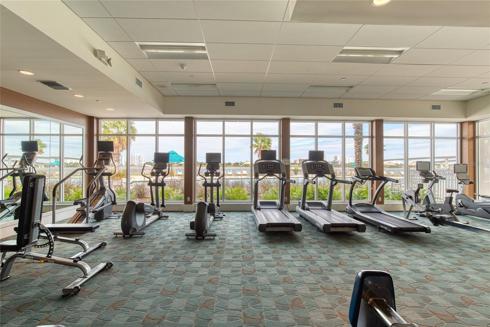 241 RIVERSIDE DR #405, HOLLY HILL, FL, 32117