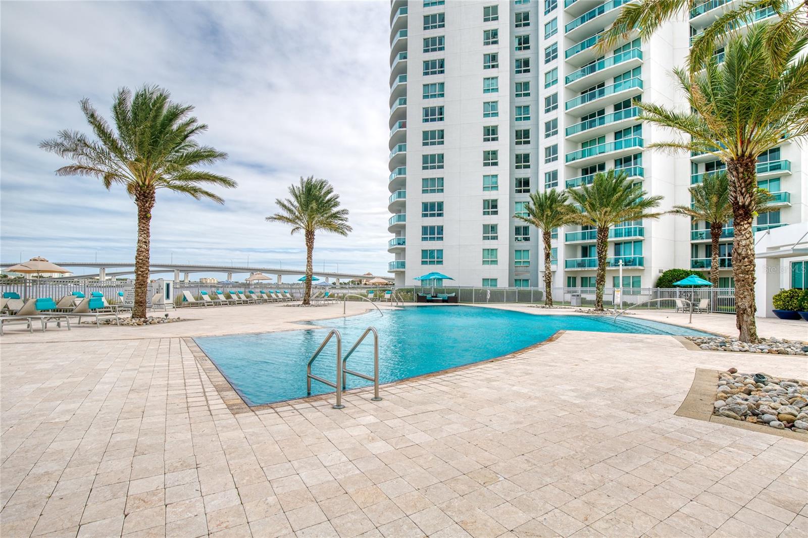 241 RIVERSIDE DR #405, HOLLY HILL, FL, 32117