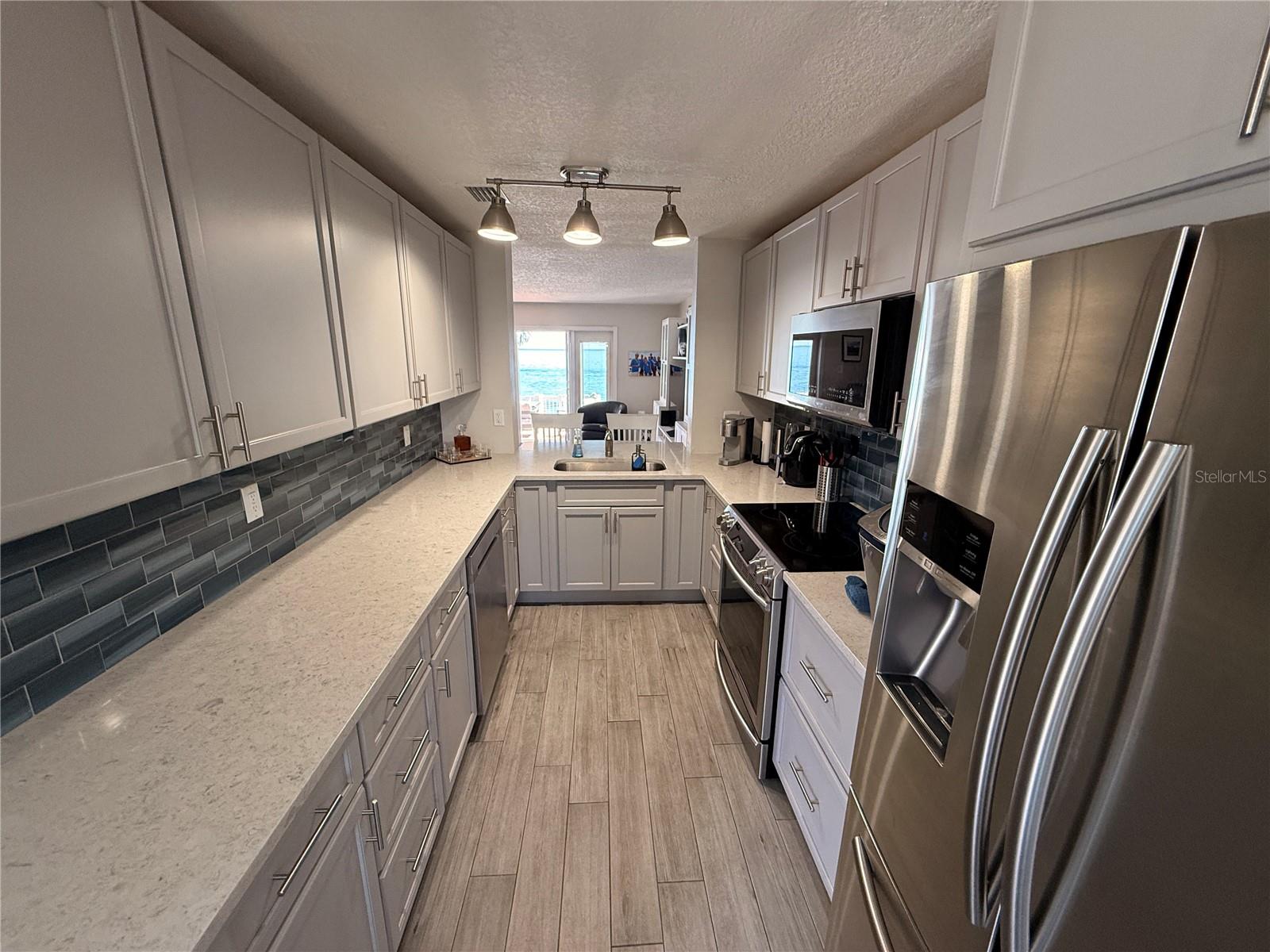 4942 COQUINA KEY DR SE, ST PETERSBURG, FL, 33705