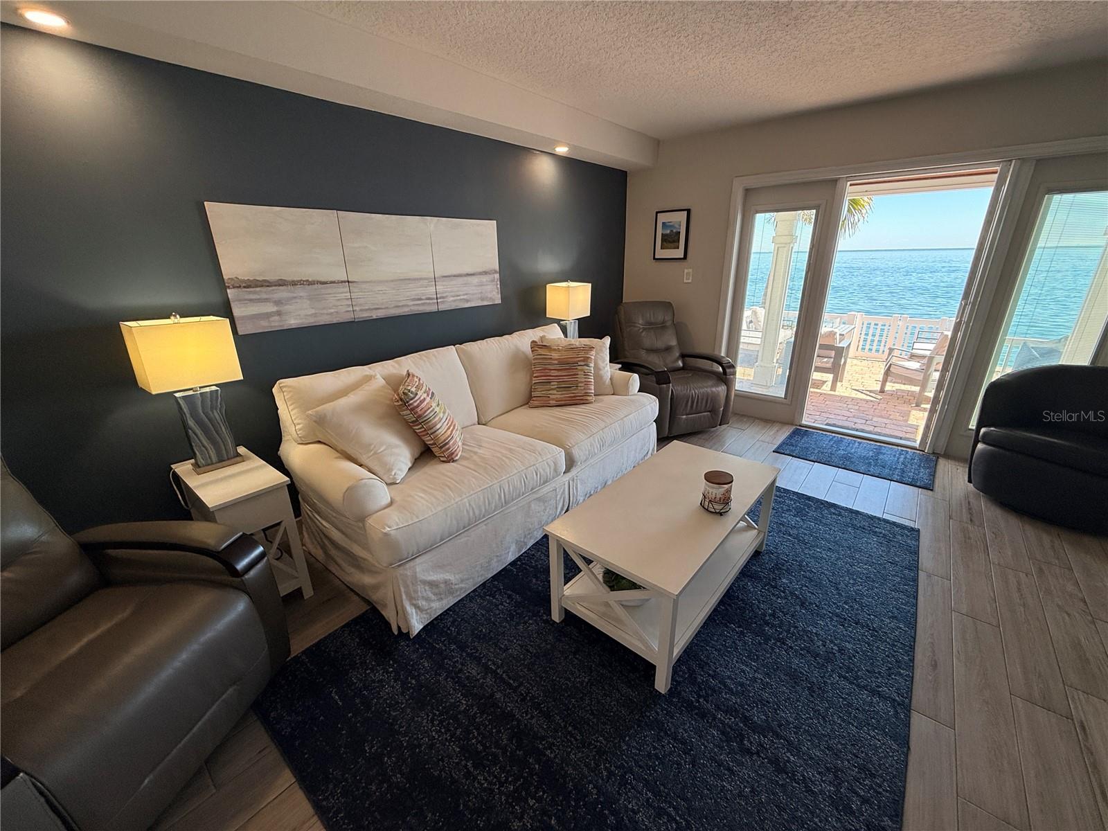 4942 COQUINA KEY DR SE, ST PETERSBURG, FL, 33705