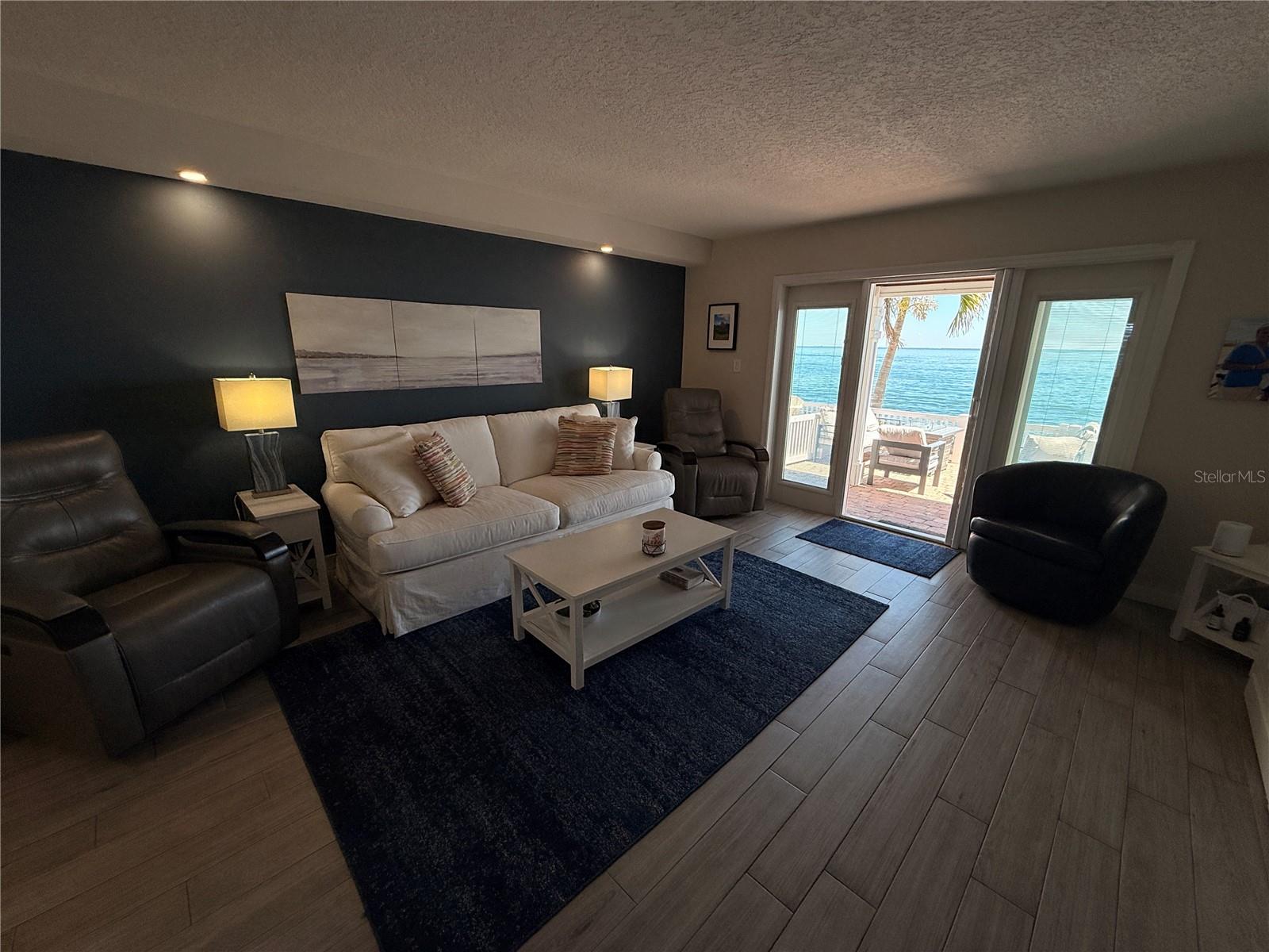 4942 COQUINA KEY DR SE, ST PETERSBURG, FL, 33705