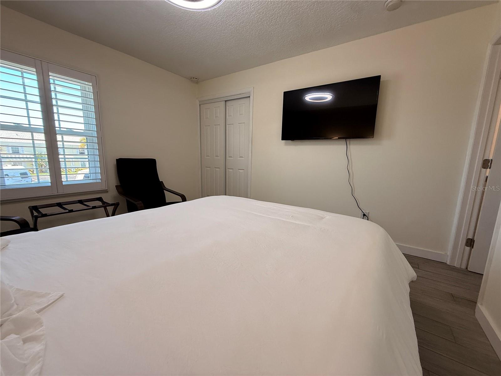 4942 COQUINA KEY DR SE, ST PETERSBURG, FL, 33705