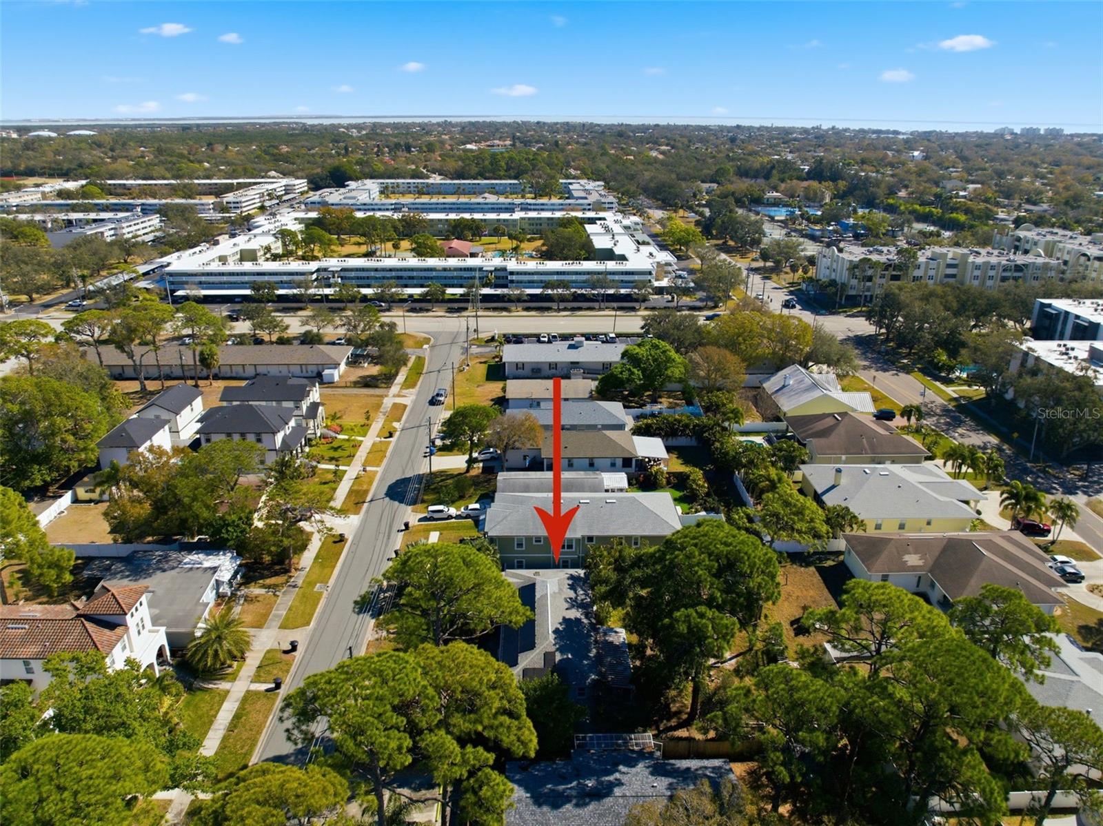 208 48TH AVE N, ST PETERSBURG, FL, 33703