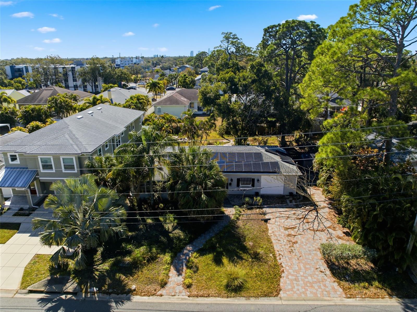 208 48TH AVE N, ST PETERSBURG, FL, 33703