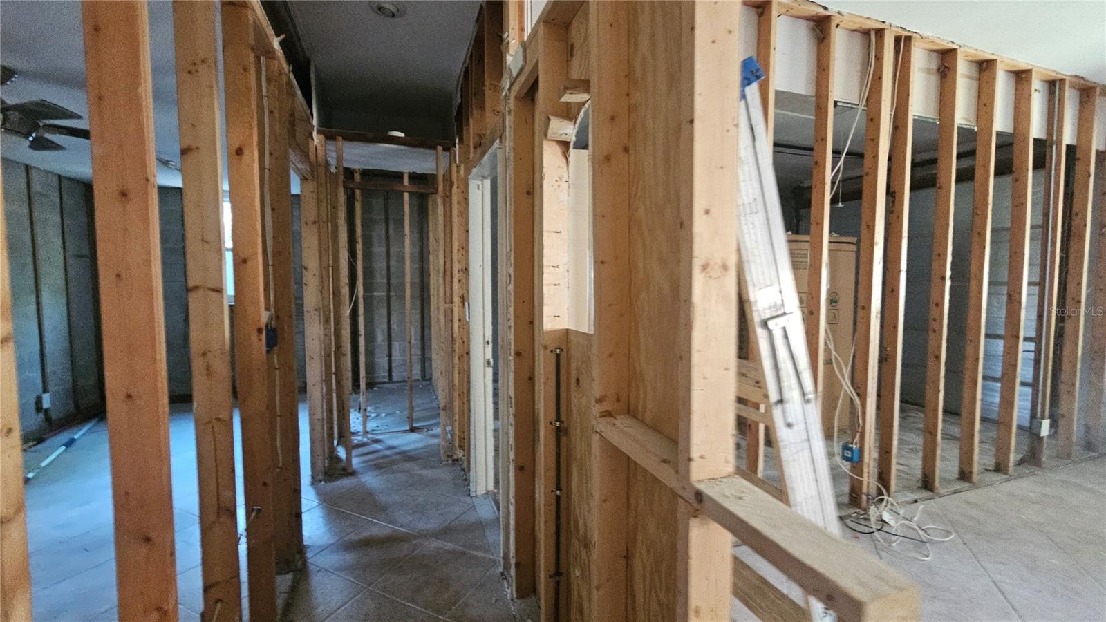 208 48TH AVE N, ST PETERSBURG, FL, 33703