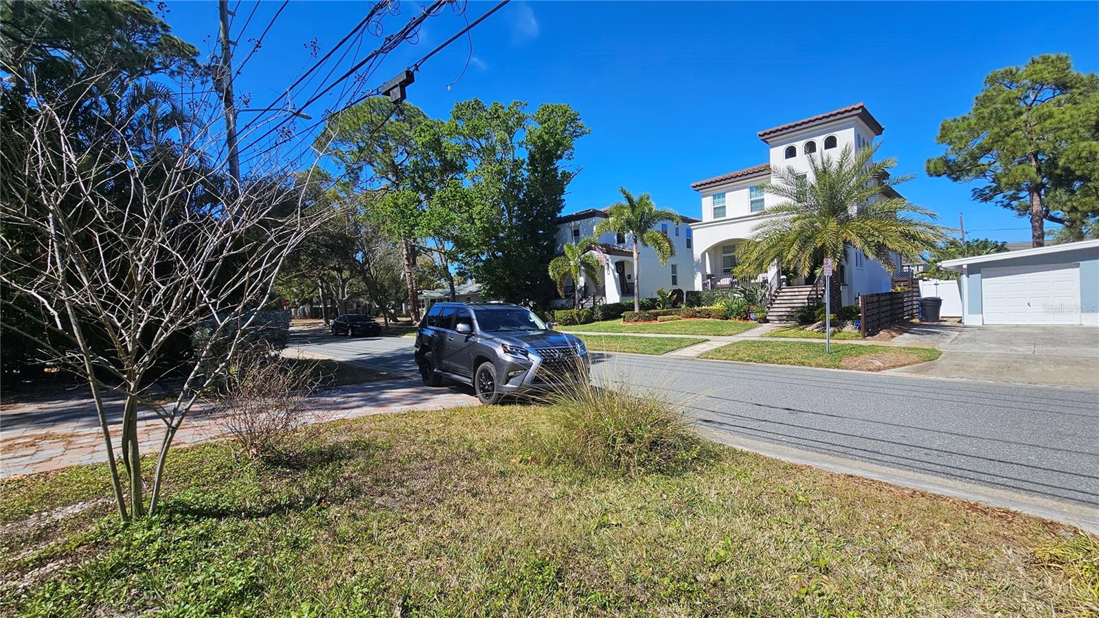 208 48TH AVE N, ST PETERSBURG, FL, 33703