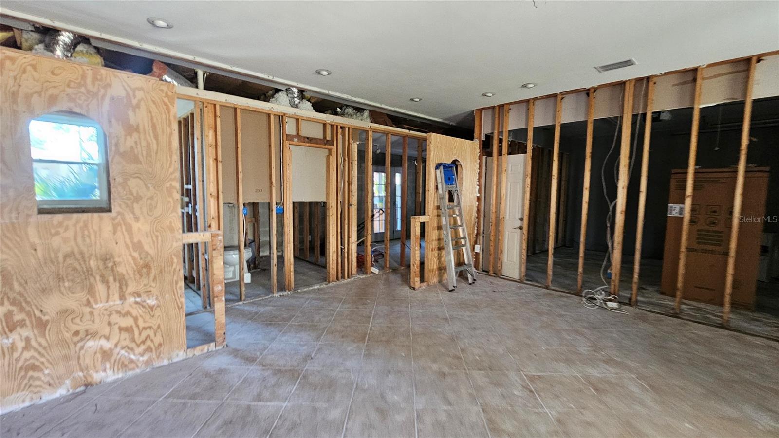 208 48TH AVE N, ST PETERSBURG, FL, 33703