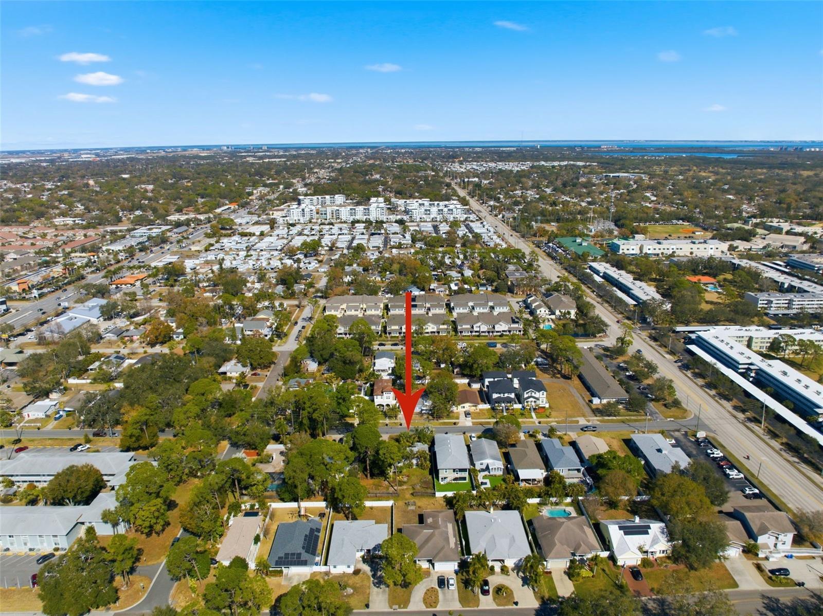 208 48TH AVE N, ST PETERSBURG, FL, 33703