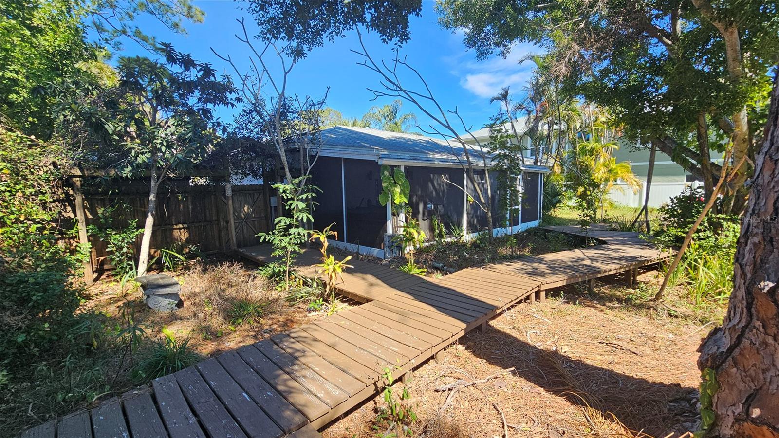 208 48TH AVE N, ST PETERSBURG, FL, 33703