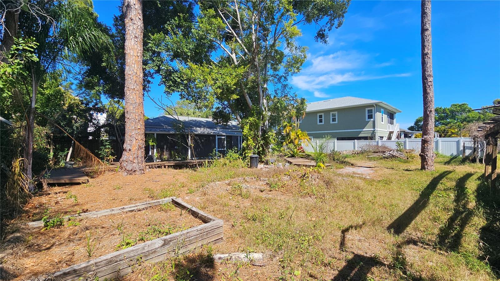 208 48TH AVE N, ST PETERSBURG, FL, 33703