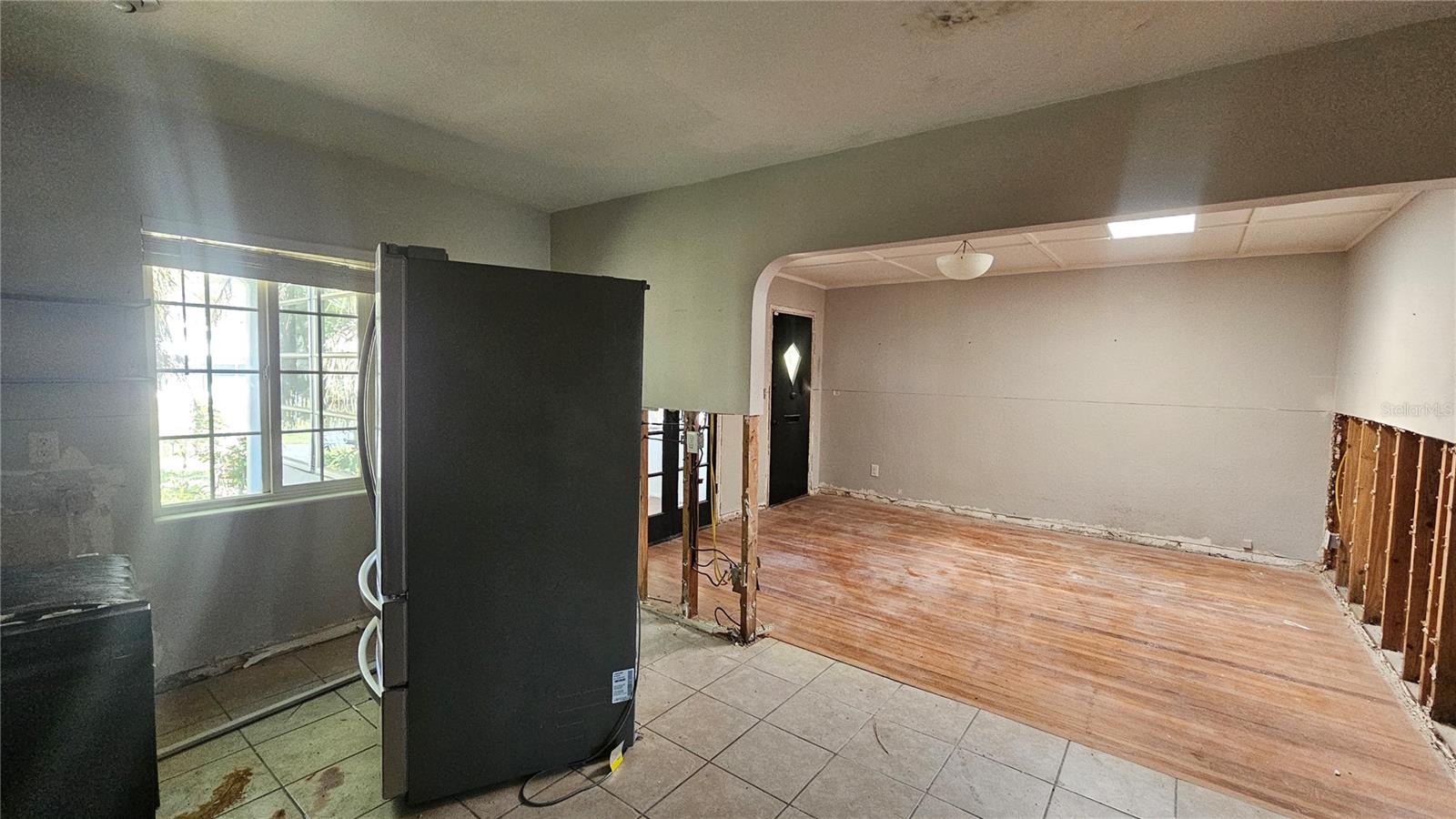 208 48TH AVE N, ST PETERSBURG, FL, 33703