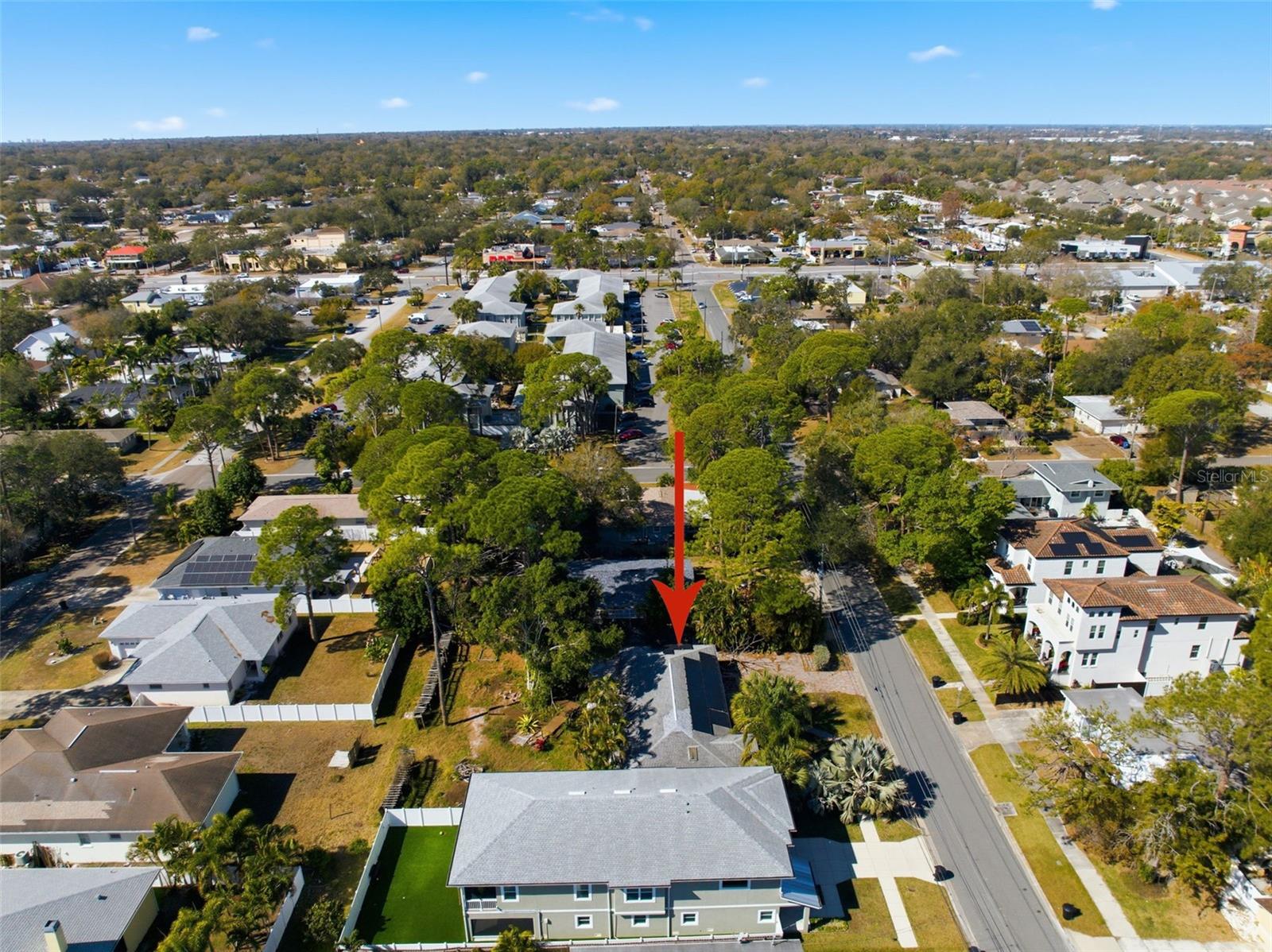 208 48TH AVE N, ST PETERSBURG, FL, 33703