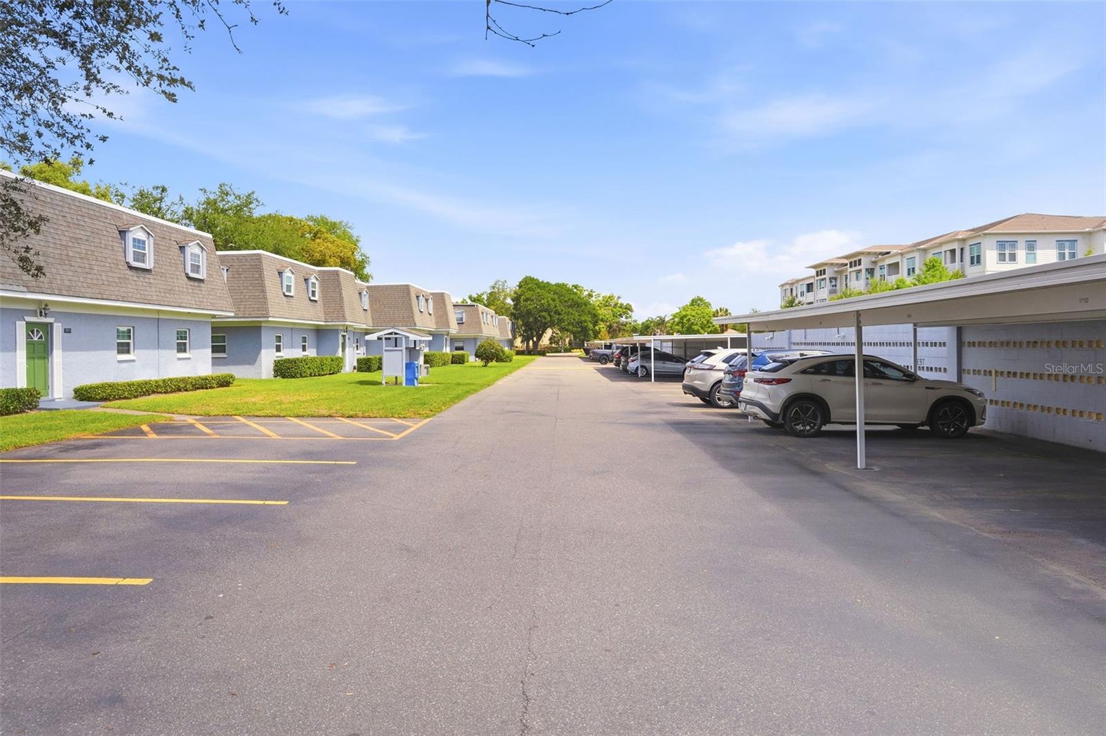 1715 BELLEAIR FOREST DR #A, BELLEAIR, FL, 33756