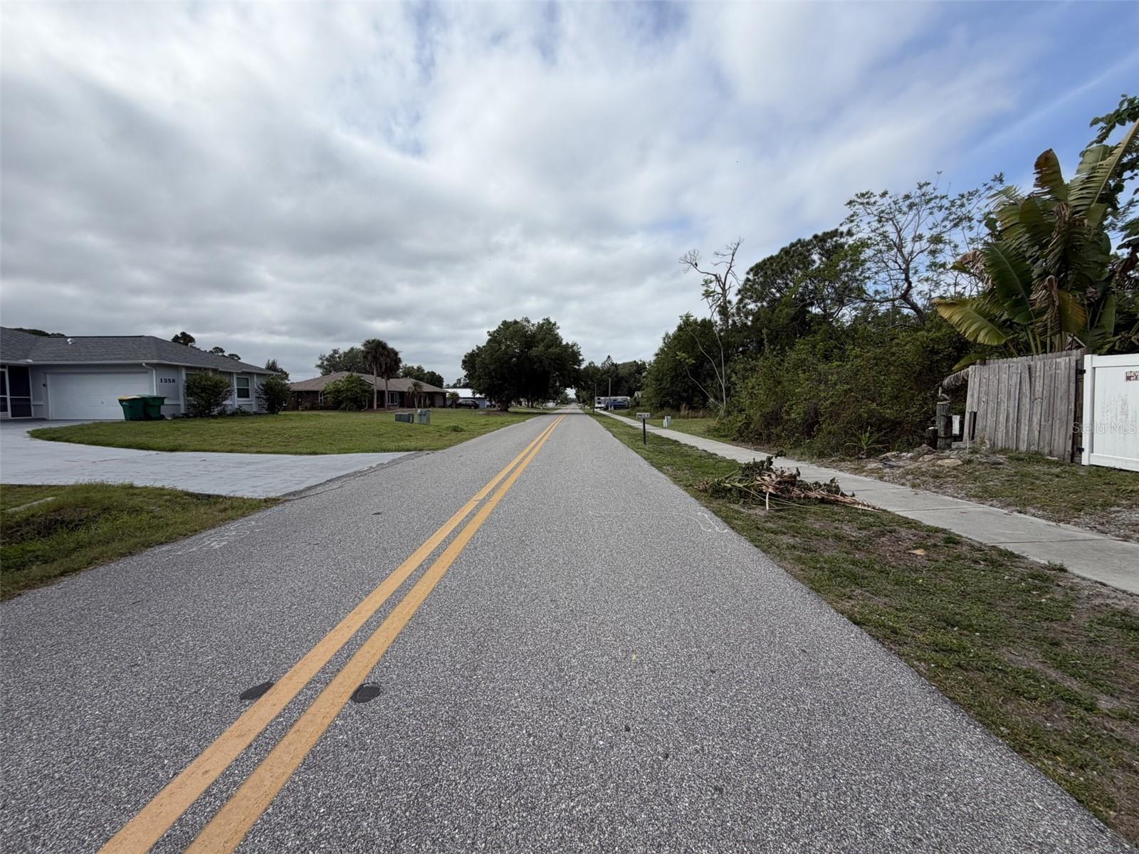 1352 ABALOM ST, PORT CHARLOTTE, FL, 33980