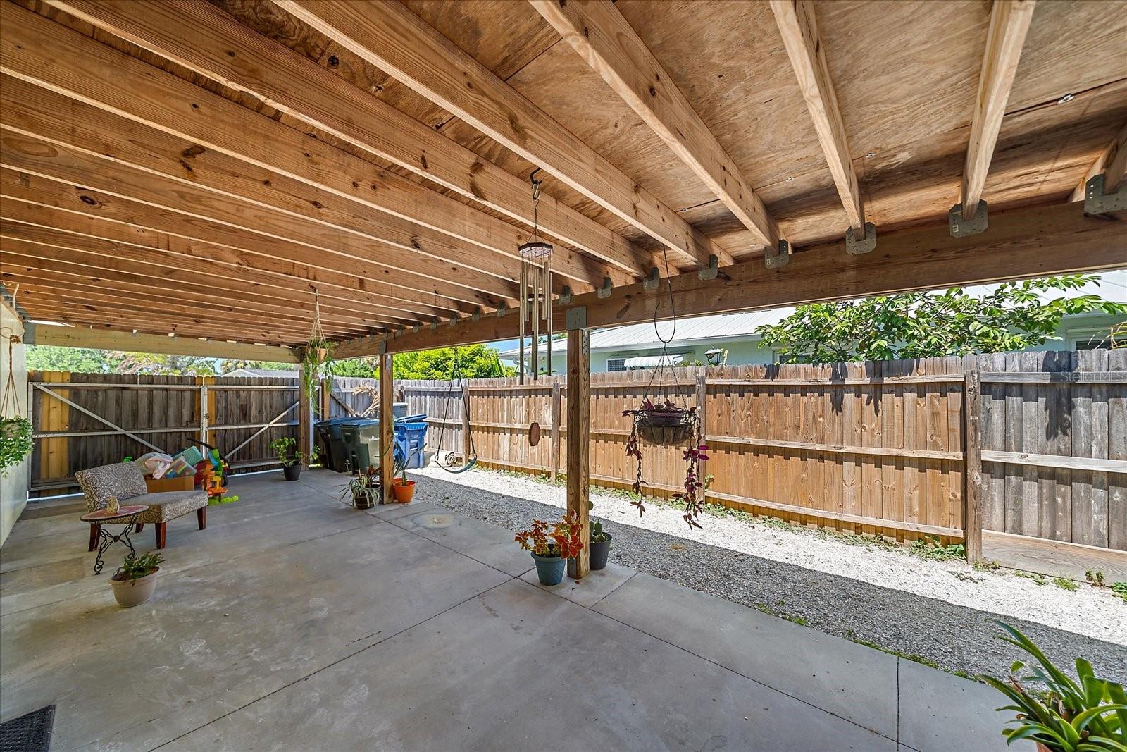 3247 WOODMONT DR, SARASOTA, FL, 34232