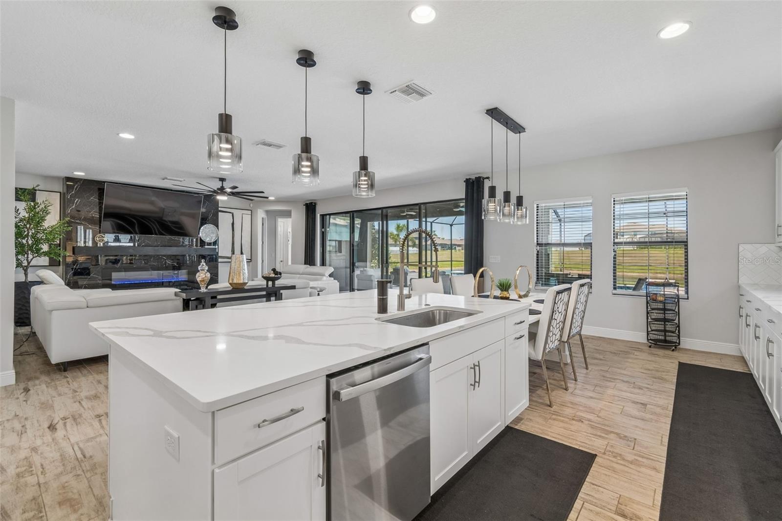 13154 TWIN BRIDGES DR, RIVERVIEW, FL, 33579